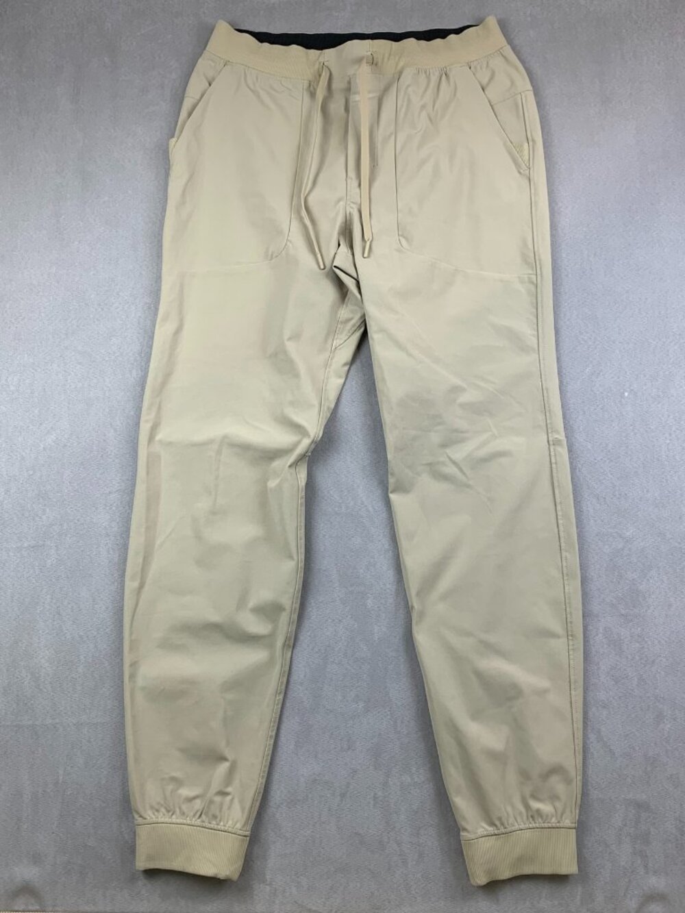 Lululemon Mens Pants Large Beige ABC Jogger Tall 32" Warpstreme Tapered M5A31T